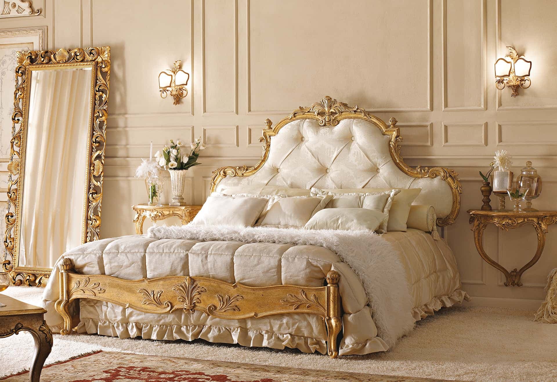 Versailles Royal Upholstered Bed